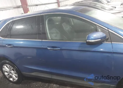 2022 Ford Edge Titanium z USA, uszkodzony, nr VIN 2FMPK4K9XNBA39983